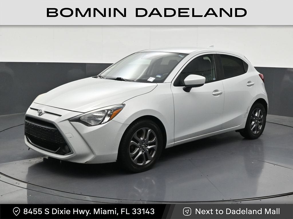 2020 Toyota Yaris Hatchback LE