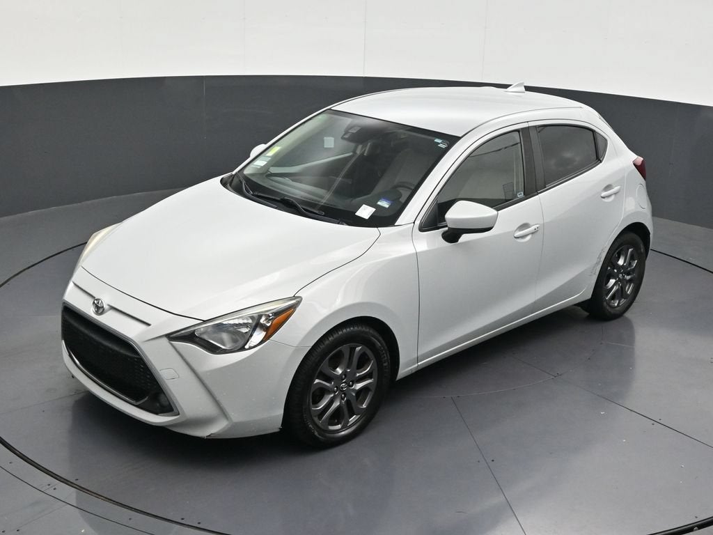 2020 Toyota Yaris Hatchback LE
