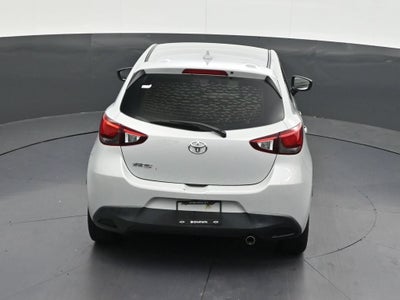 2020 Toyota Yaris Hatchback LE