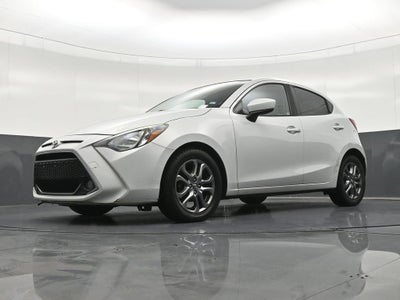 2020 Toyota Yaris Hatchback LE