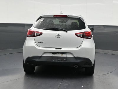 2020 Toyota Yaris Hatchback LE
