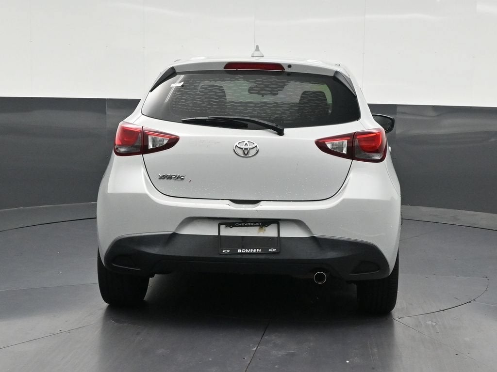 2020 Toyota Yaris Hatchback LE