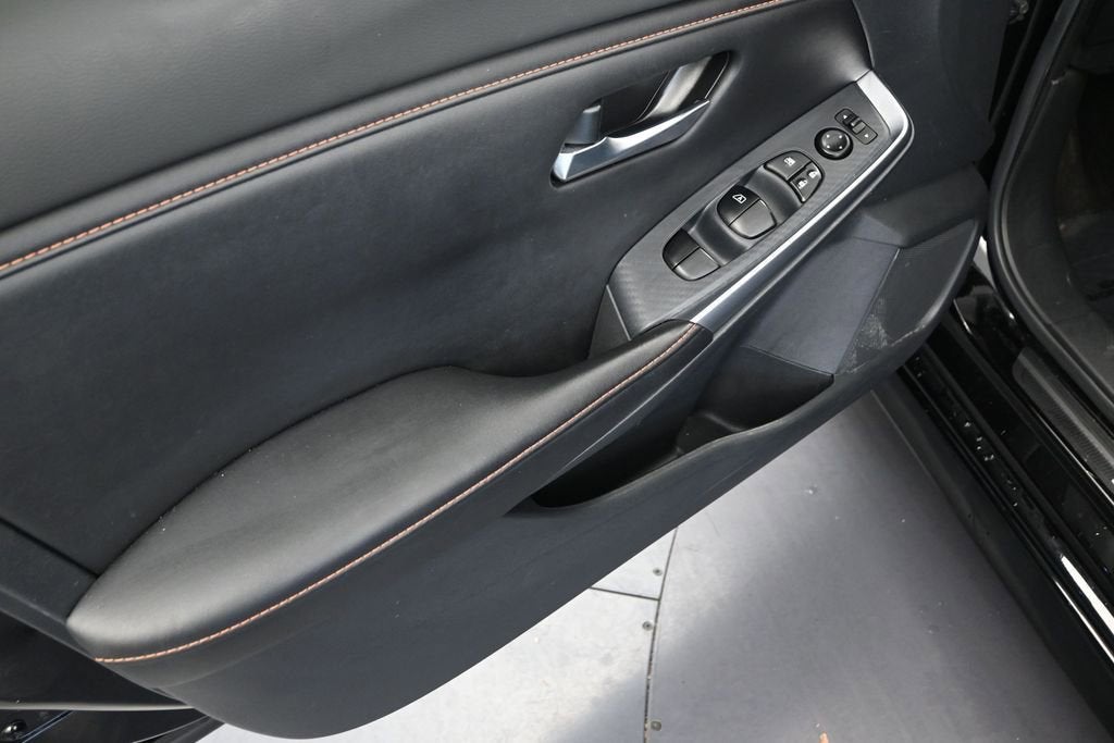 2022 Nissan Sentra SR Xtronic CVT