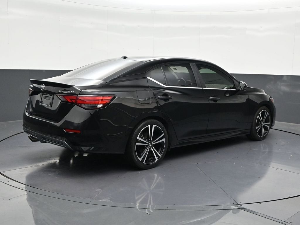 2022 Nissan Sentra SR Xtronic CVT
