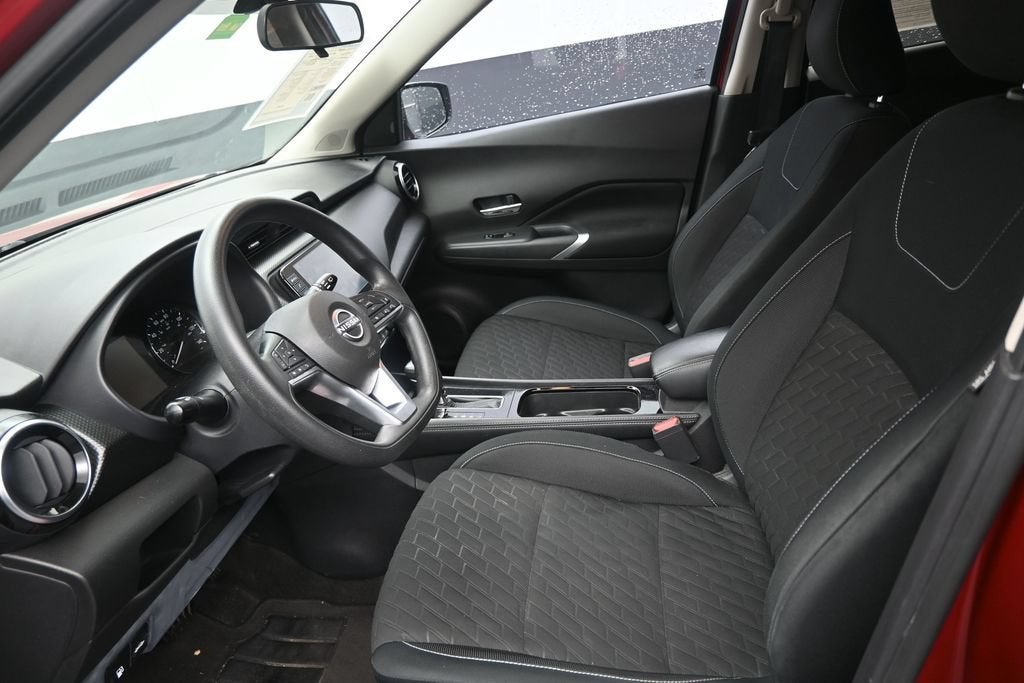 2022 Nissan Kicks SV