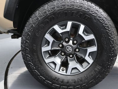 2017 Toyota Tacoma SR5