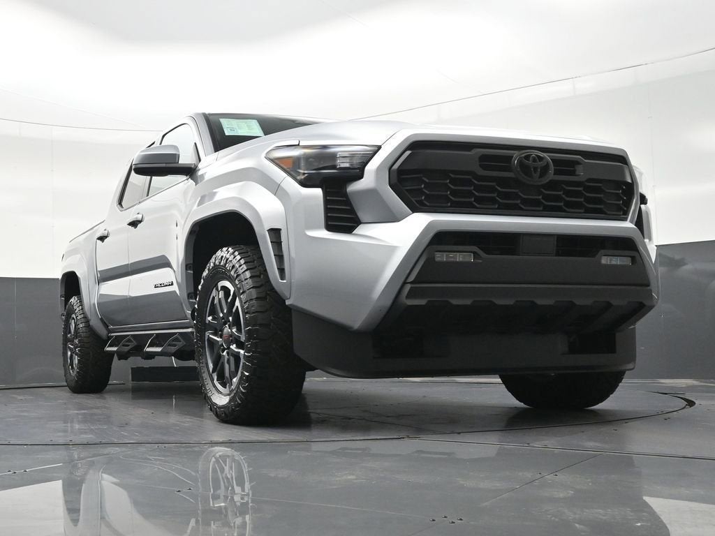 2026 Toyota Tacoma 2WD SR5