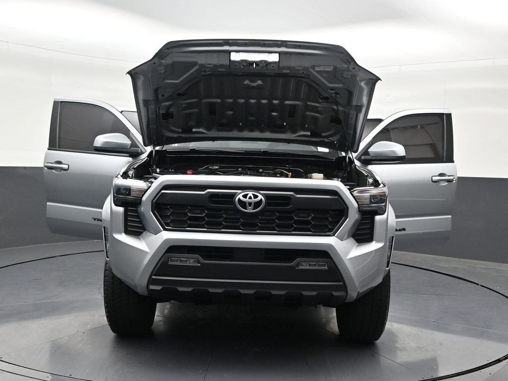 2025 Toyota Tacoma 2WD SR5