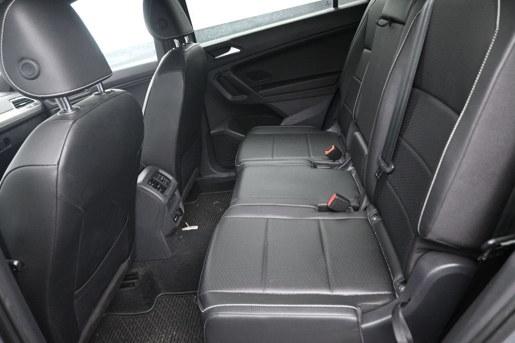2021 Volkswagen Tiguan 2.0T SE R-Line Black
