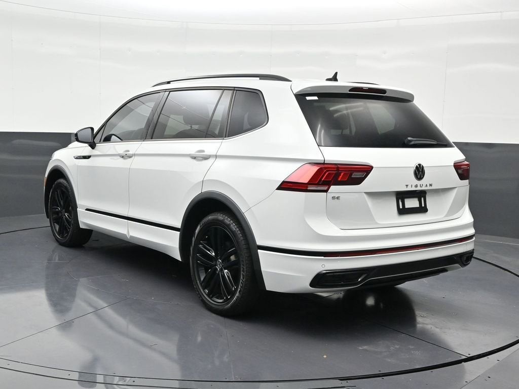 2022 Volkswagen Tiguan SE R-Line Black