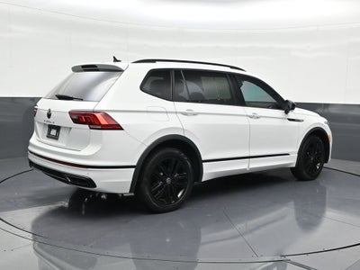2022 Volkswagen Tiguan SE R-Line Black