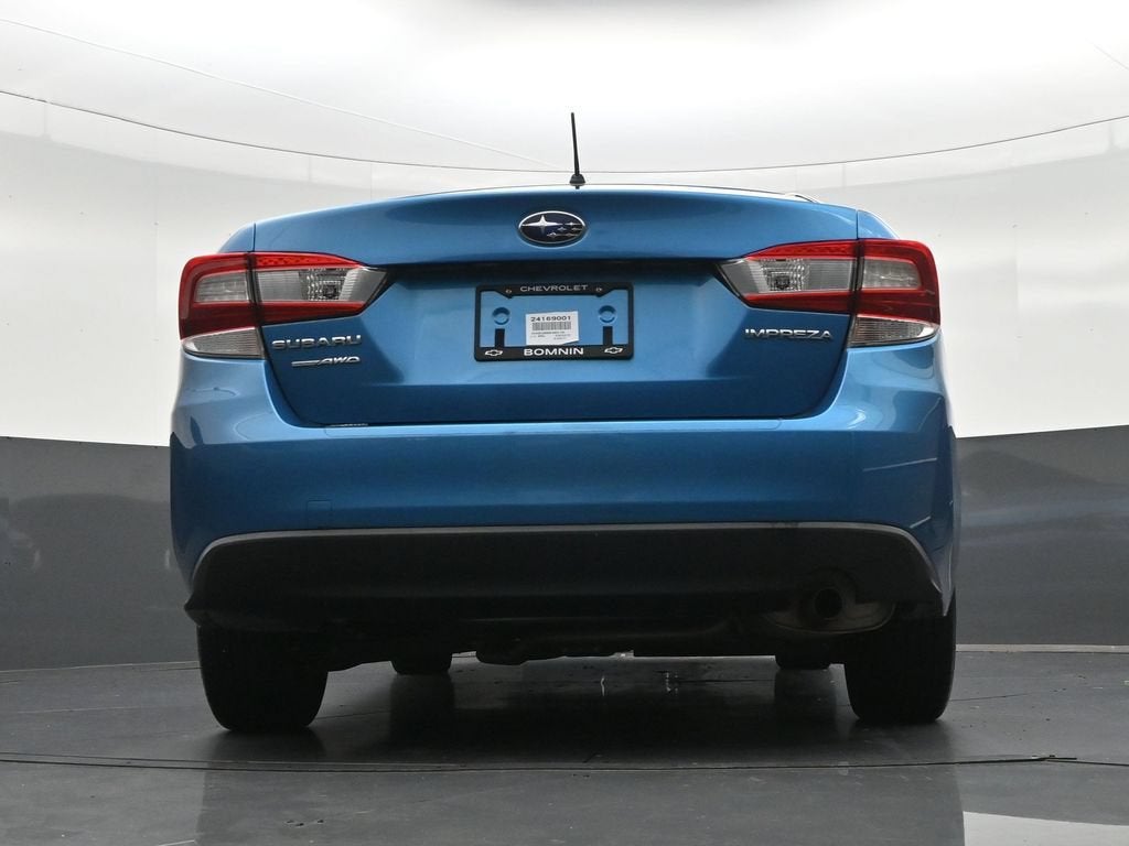 2019 Subaru Impreza 2.0i