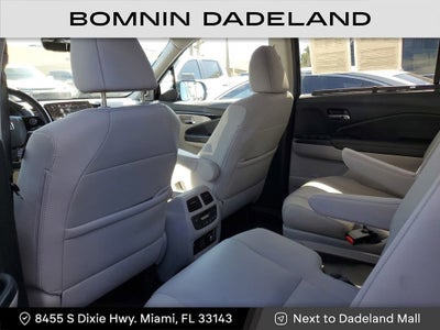 2022 Honda Pilot Touring 7-Passenger