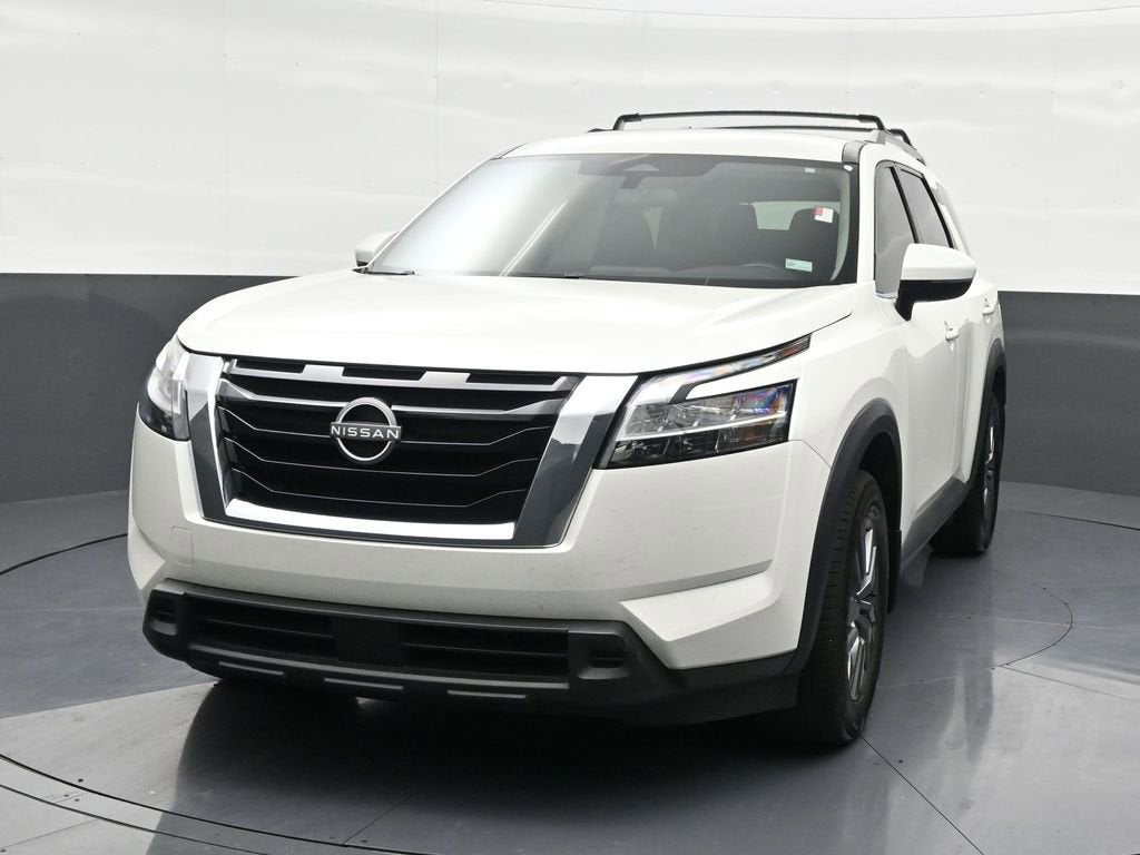 2022 Nissan Pathfinder SV