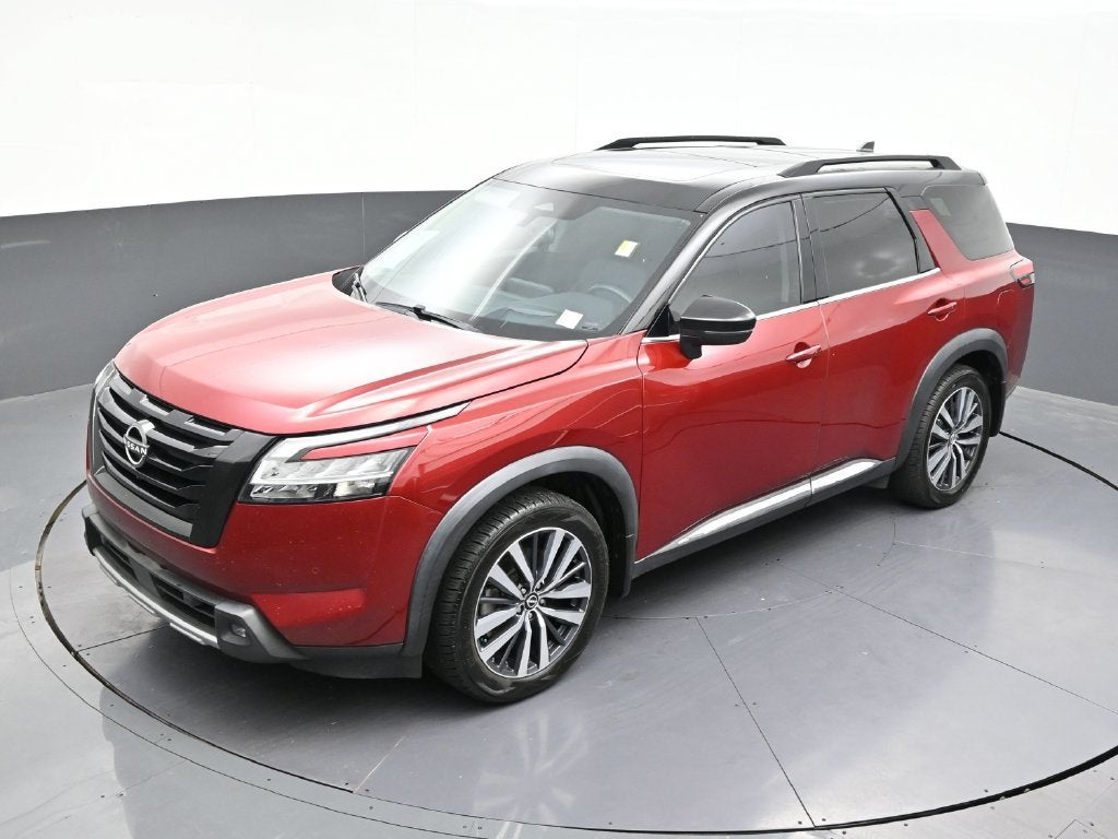 2022 Nissan Pathfinder Platinum