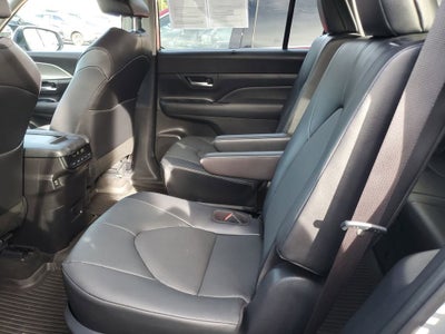 2025 Toyota Grand Highlander XLE