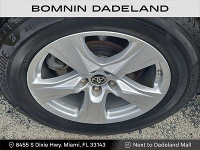 2022 Toyota Highlander L