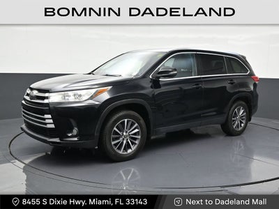 2019 Toyota Highlander SE