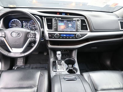 2019 Toyota Highlander SE