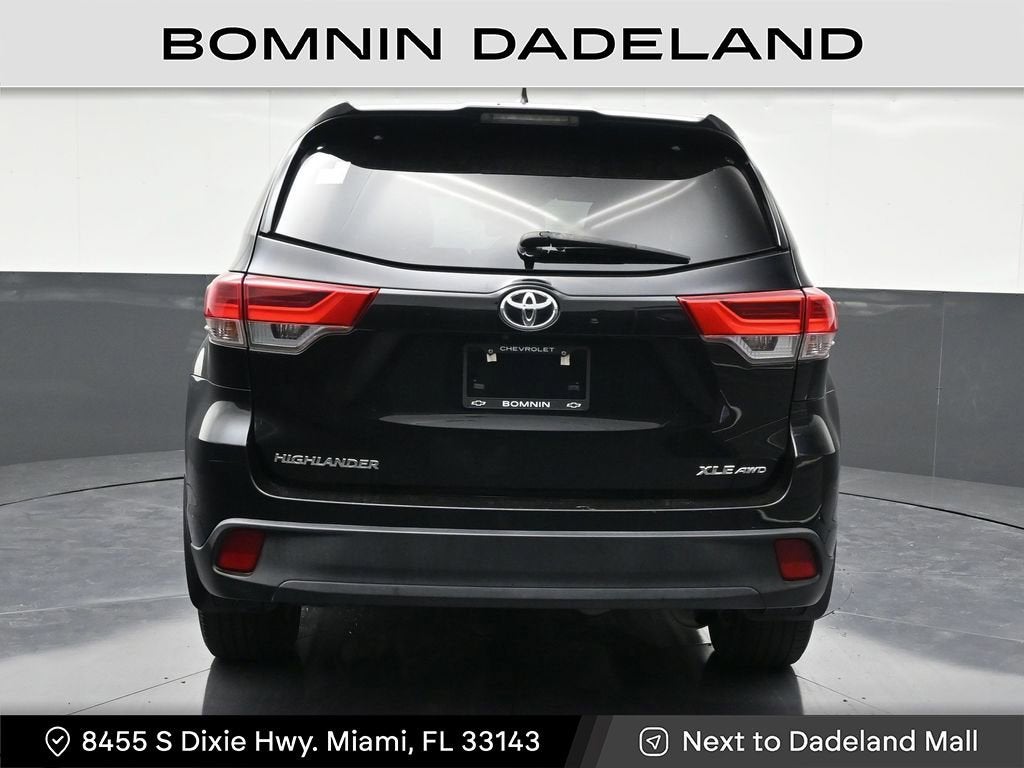 2019 Toyota Highlander SE