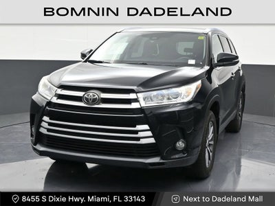 2019 Toyota Highlander SE