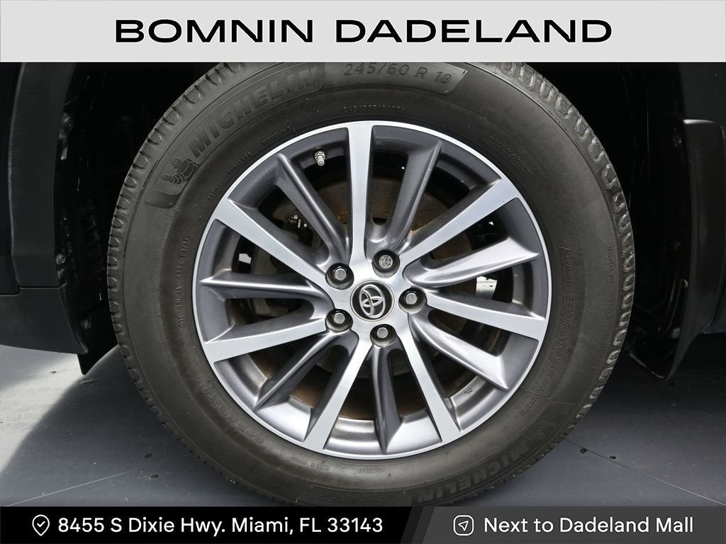 2019 Toyota Highlander SE