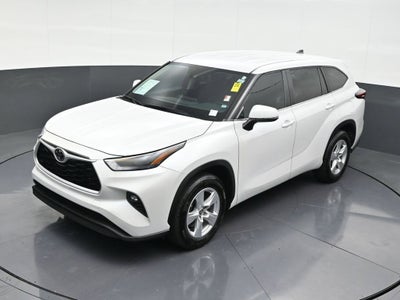 2024 Toyota Highlander LE