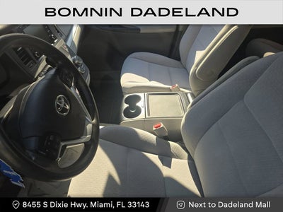 2020 Toyota Sienna LE Auto Access Seat