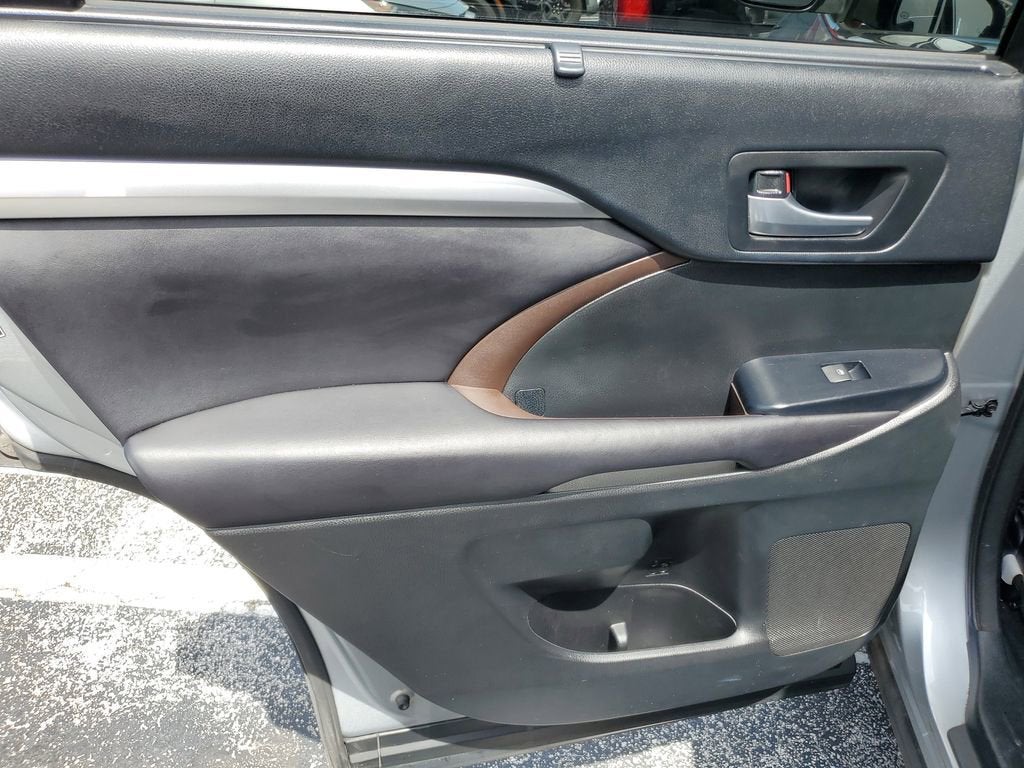 2017 Toyota Highlander XLE