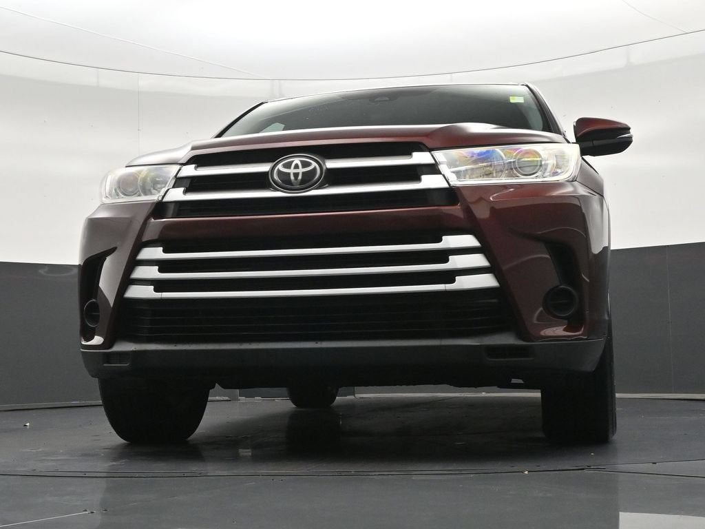 2019 Toyota Highlander LE
