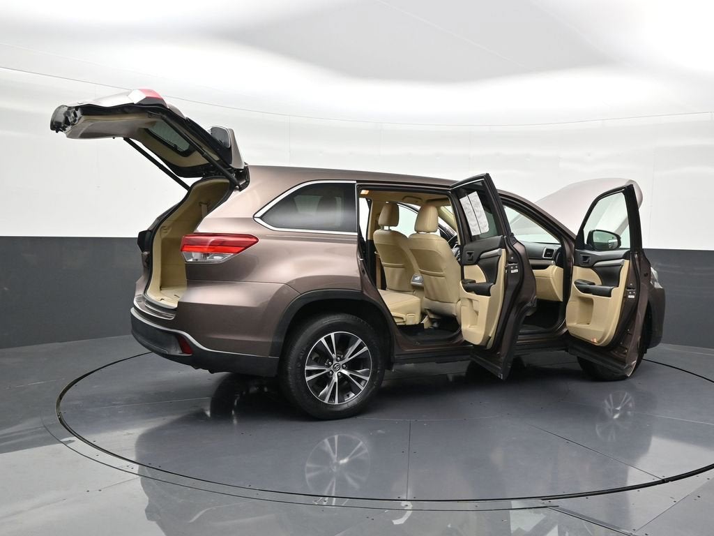 2018 Toyota Highlander LE