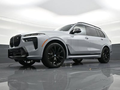 2023 BMW X7 M60i