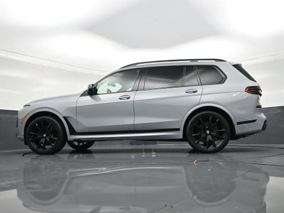 2023 BMW X7 M60i