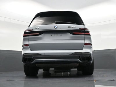 2023 BMW X7 M60i