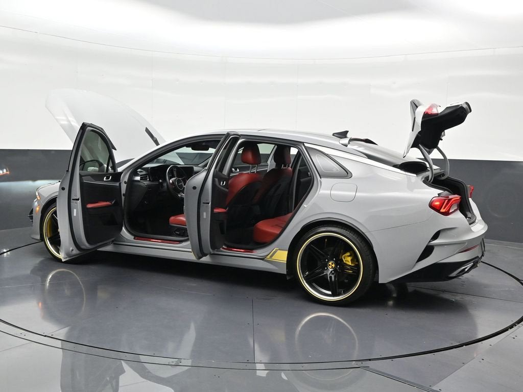 2022 Kia K5 GT-Line