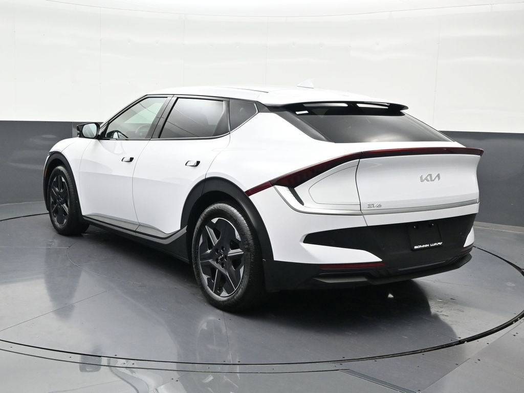 2025 Kia EV6 Light