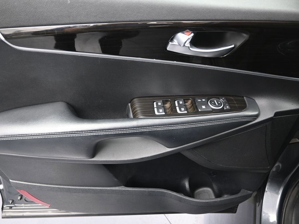 2020 Kia Sorento LX V6