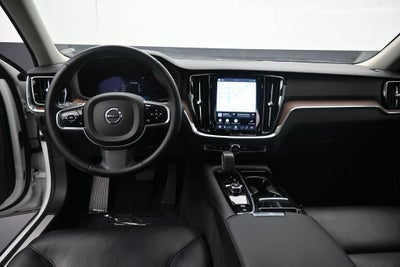 2024 Volvo S60 Recharge Plug-In Hybrid T8 Plus Dark Theme