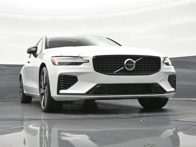 2024 Volvo S60 Recharge Plug-In Hybrid T8 Plus Dark Theme