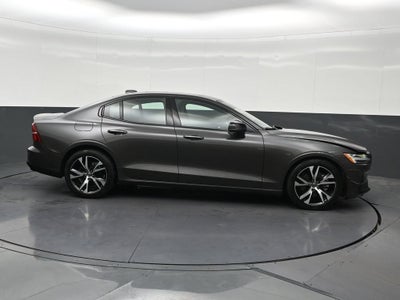 2024 Volvo S60 Core Dark Theme