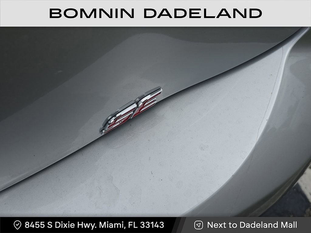 2022 Toyota Corolla Hatchback SE