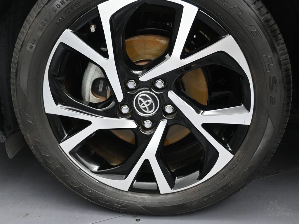 2019 Toyota C-HR XLE