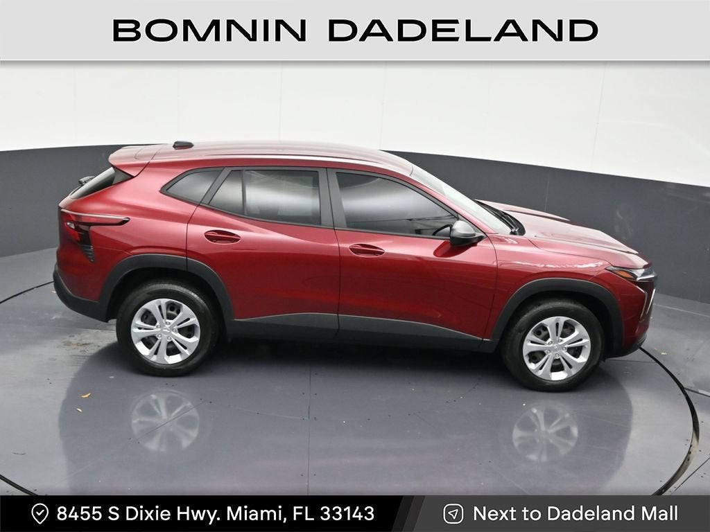 2025 Chevrolet Trax LS