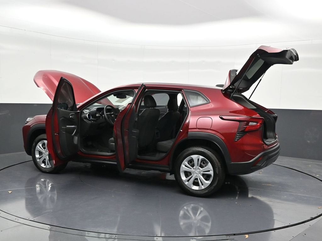 2025 Chevrolet Trax LS
