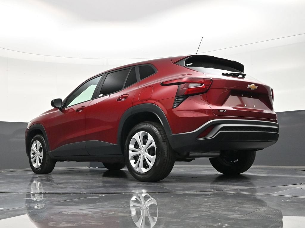 2025 Chevrolet Trax LS
