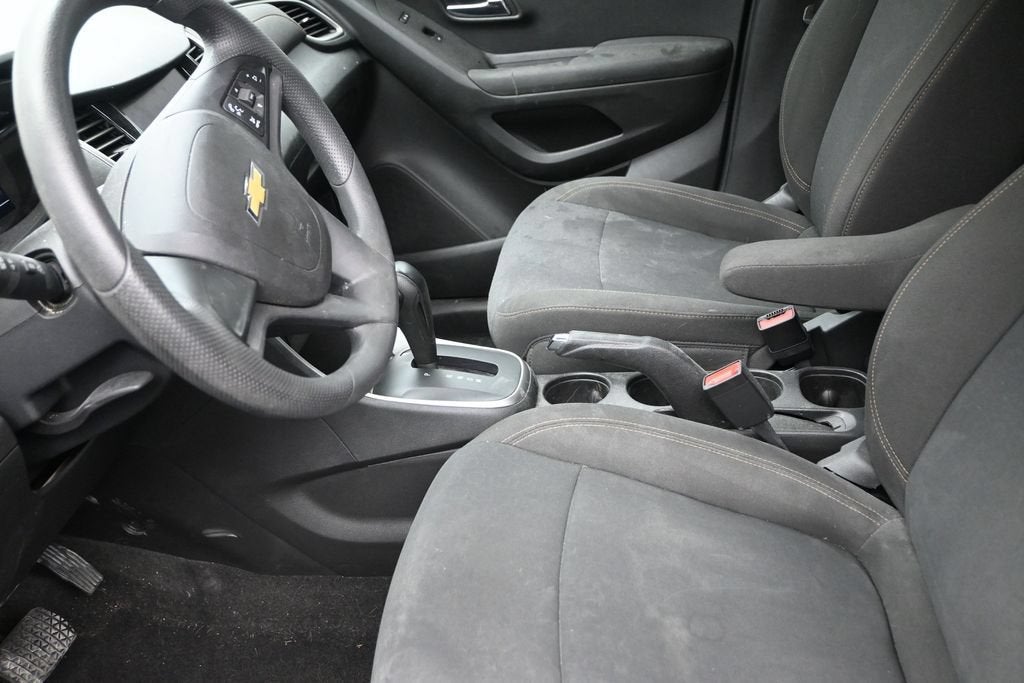 2022 Chevrolet Trax LS