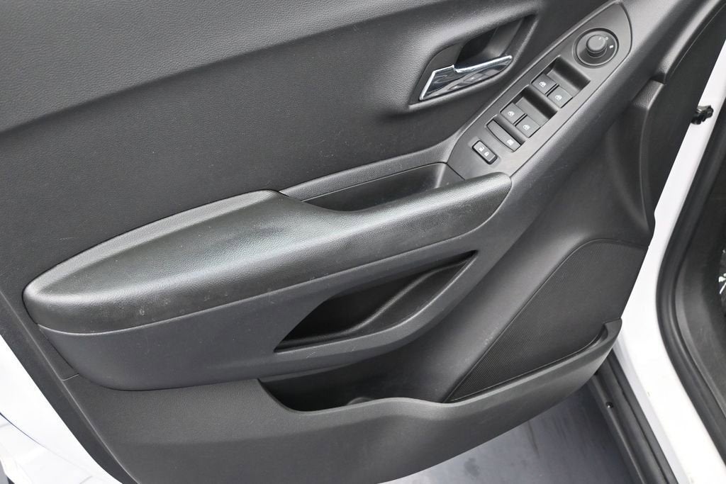 2022 Chevrolet Trax LS