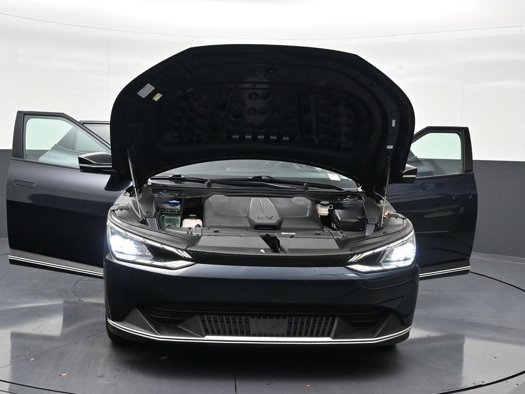 2022 Kia EV6 Light