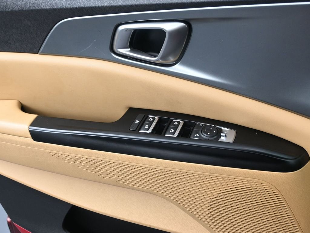 2023 Kia Carnival LX