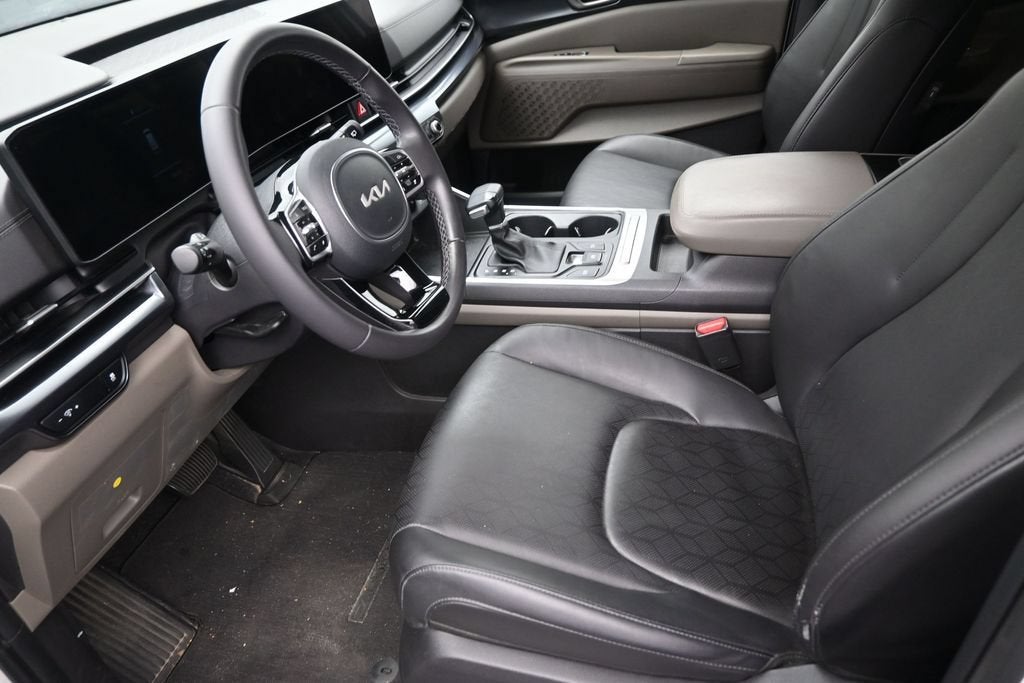 2025 Kia Carnival LXS